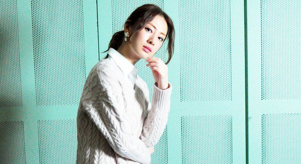 日娱新闻北川景子 北川景子 日媒《シネマカフェ》采访美图。 