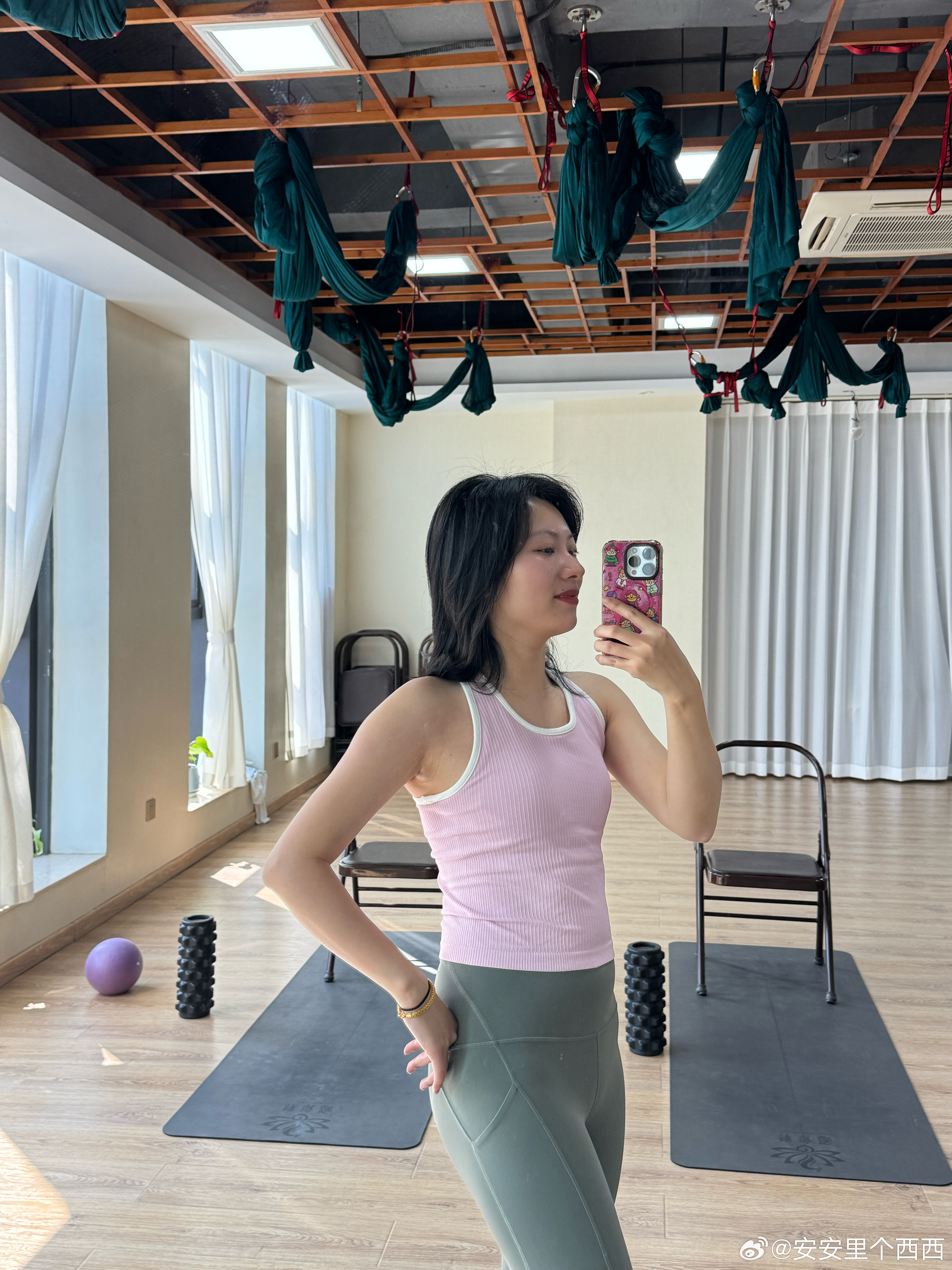 姐妹们，才第三天就出效果了！整个人紧致了，还感觉自己长高了有点期待一周后的变化图