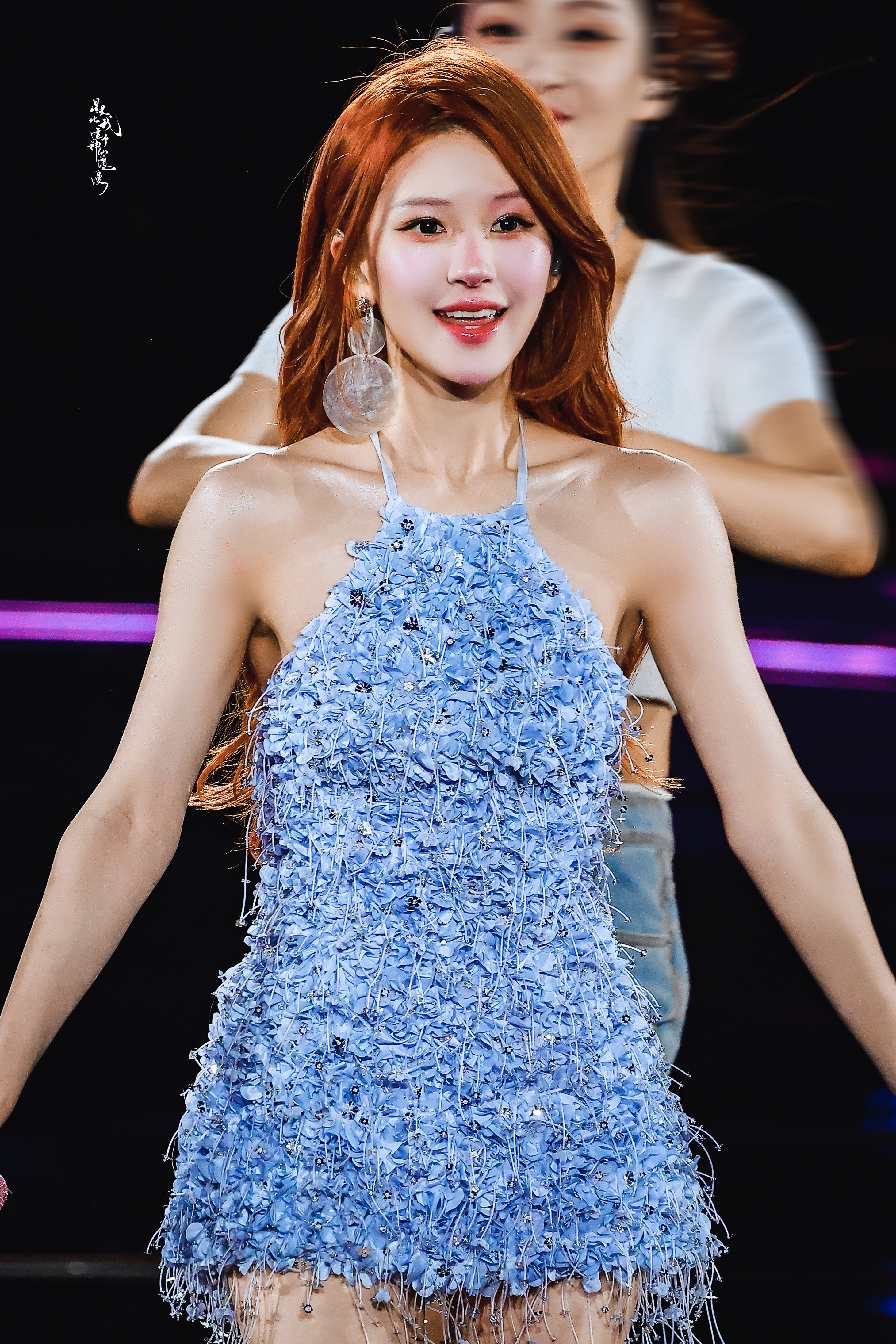 吴露可逃[超话]  “谢谢我新工作室的成立”🦋𝟒𝐭𝐡 𝐥𝐨𝐨𝐤 