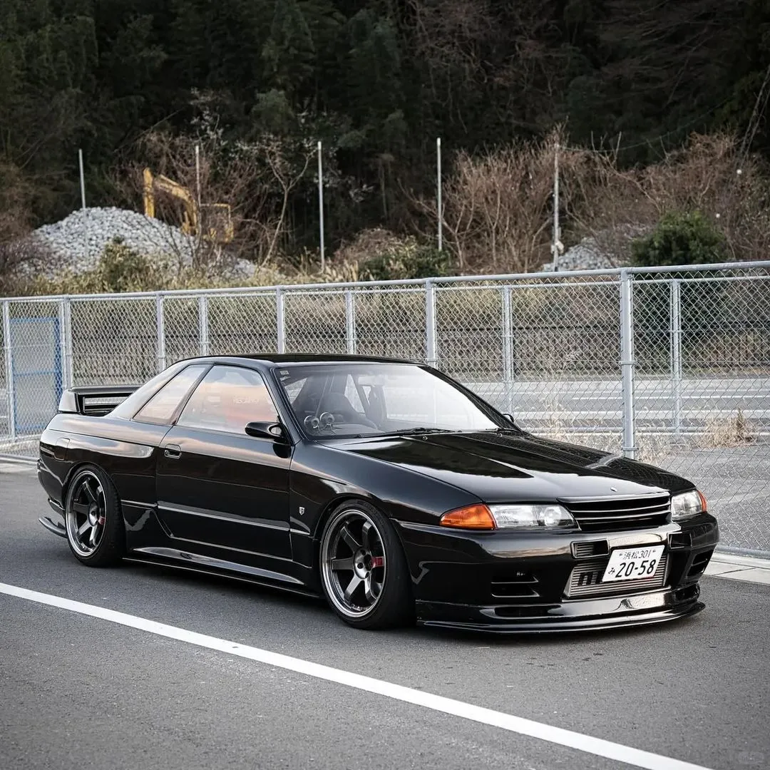 Nissan Skyline R32 GT-R