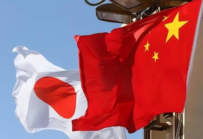 俄乌战场的枪炮声渐渐平息，中东平了，全世界都已经腾出了手，中日又上演了一场对抗赛