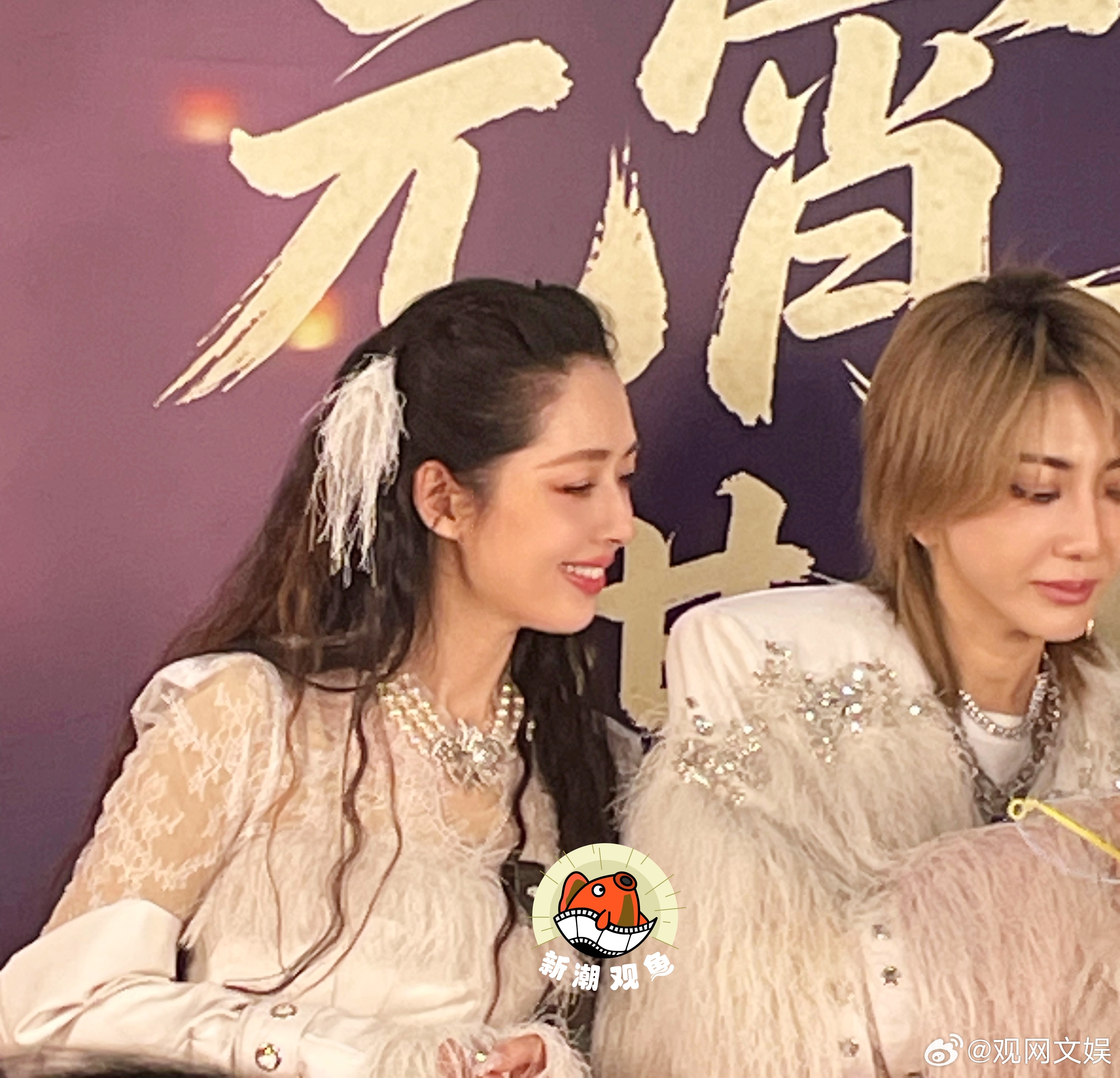 湖南卫视元宵喜乐会 ROLLING SISTERS女团来袭！三位真的太养眼了！ 