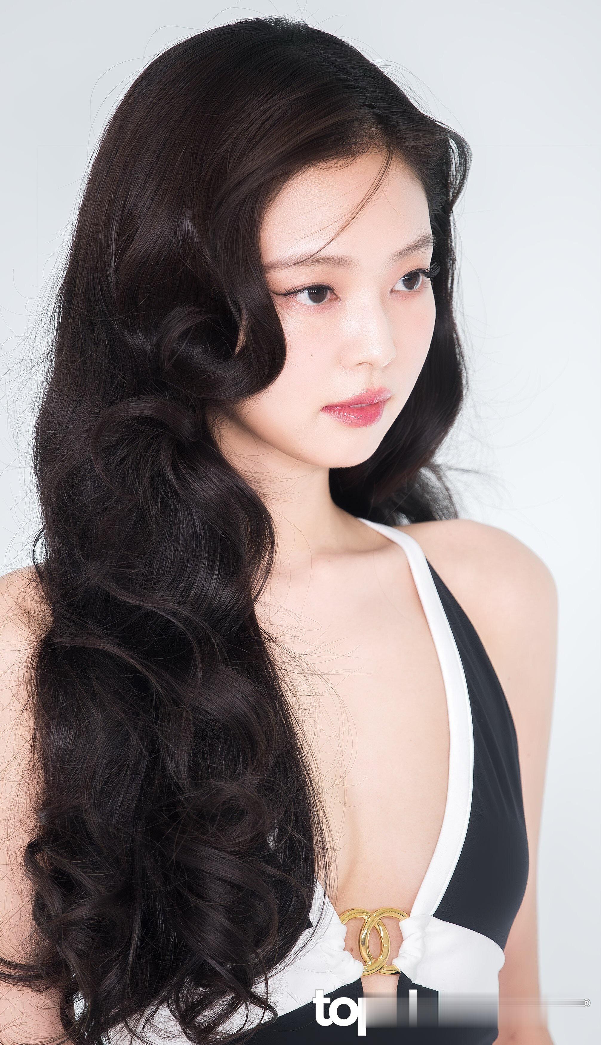 Jennie - less than a lover（8天）在Apple mus