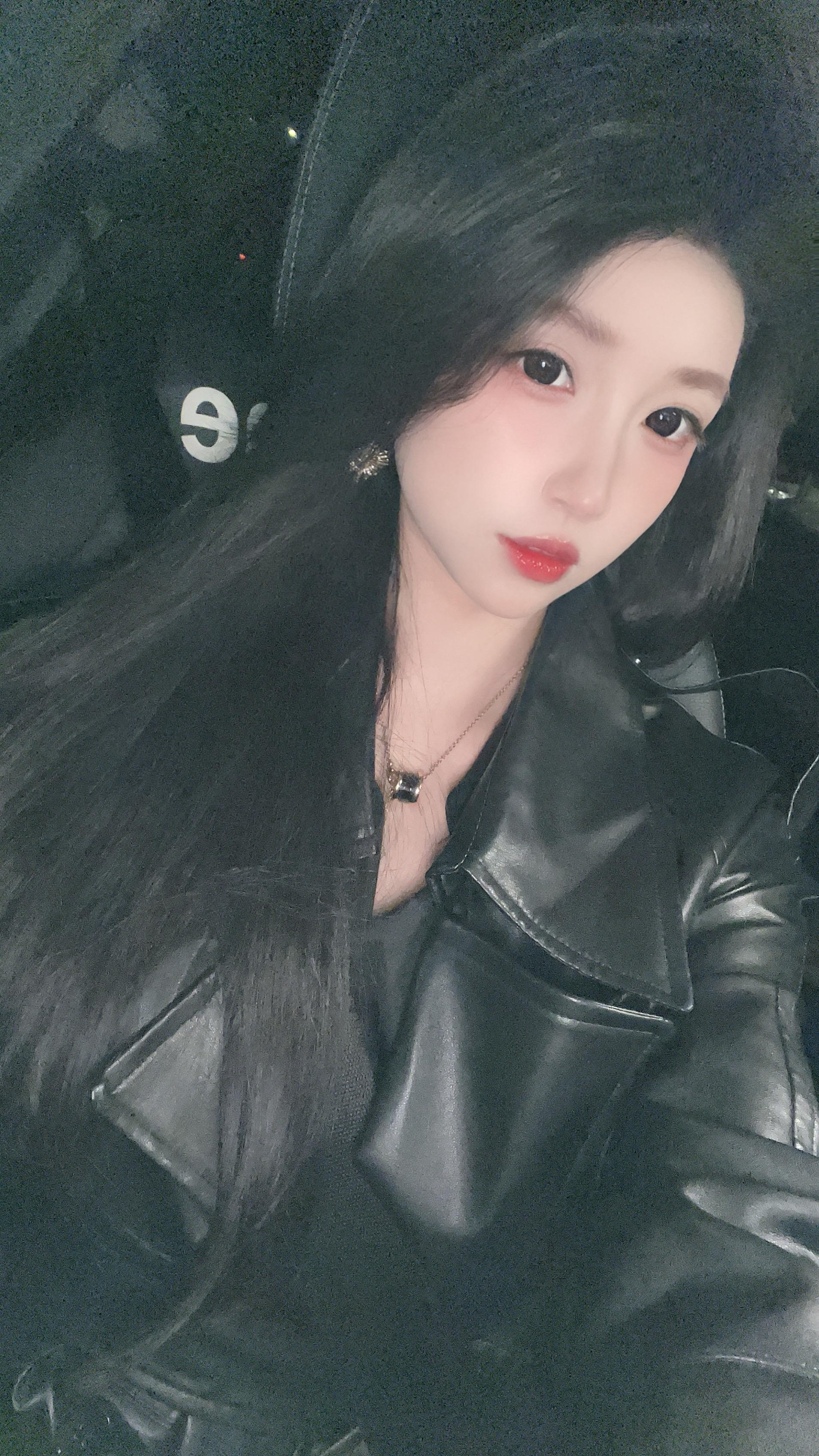 你说我手好小 我说打你脸刚刚好