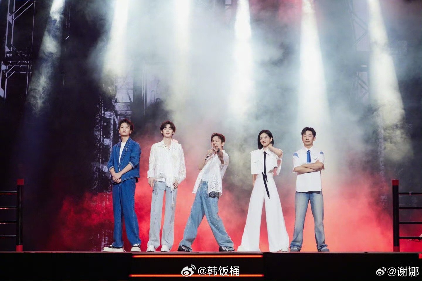 每次娜姐去好六都很期待！有一种梦回快本的感觉[泪]你好星期六 ​​​