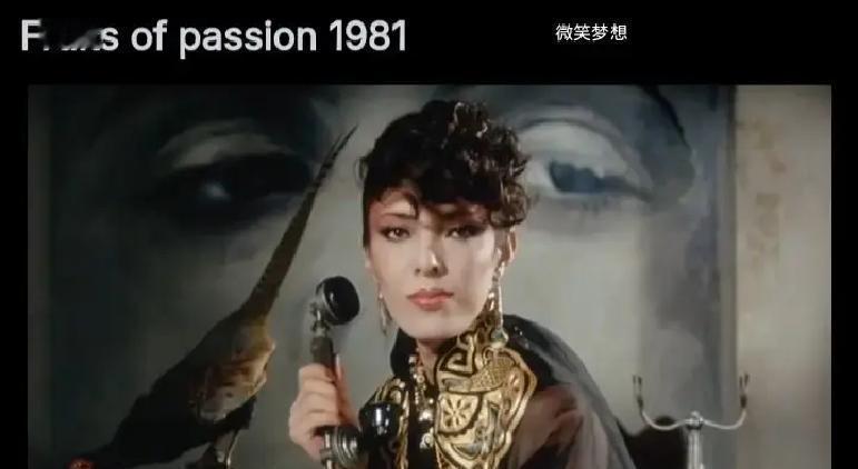 九龙城寨拆了三十年，但它的幽灵，被锁在了一卷巴黎的电影胶片里，至今无人看过。
1