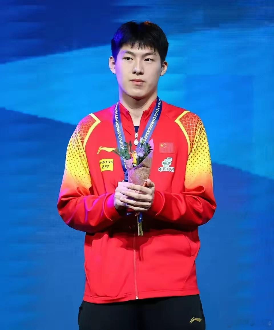 温瑞博将以特殊身份出征伦敦团体世乒赛！       第一个身份是陪练身份。作为国