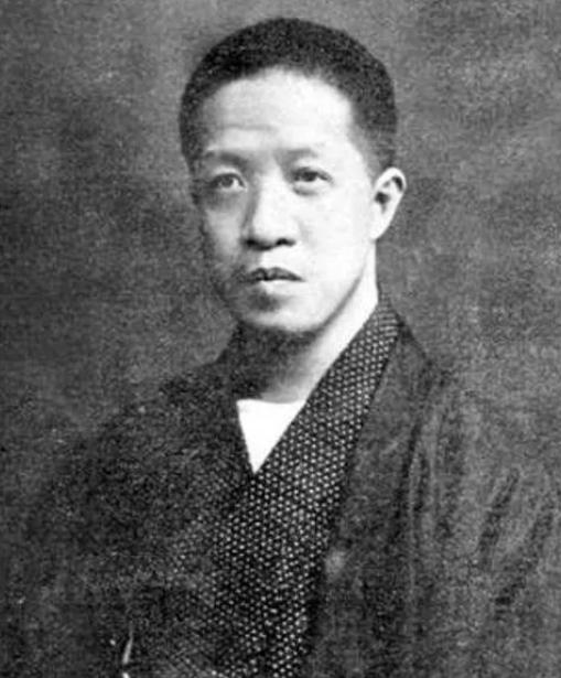 1903年，章太炎在《苏报》上，指着慈禧破口大骂，慈禧气得当场跳脚，当即下令：抓