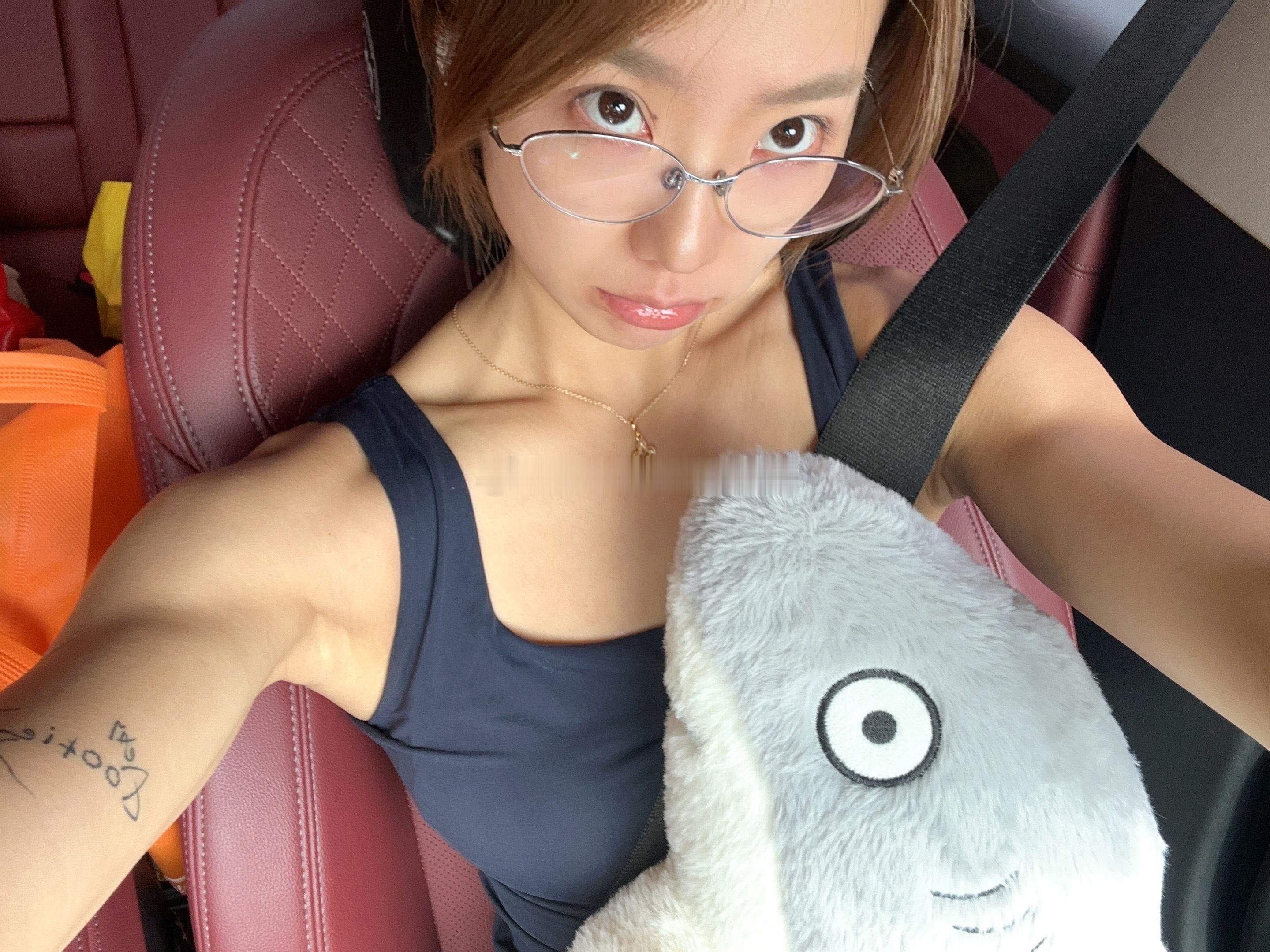 攀岩之后好久没连着去健身房了～最近刚好没办法爬墙，每天都可以去。健身出发才是硬道
