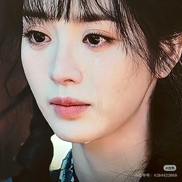 逐玉给田曦薇用的什么粉底液田曦薇哭出了泪痕 哈哈哈哈小田哭出泪痕太有画面感了！这