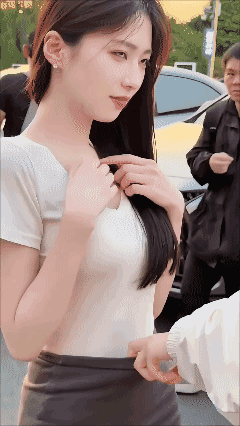 看看她适合演哪个角色？[what]