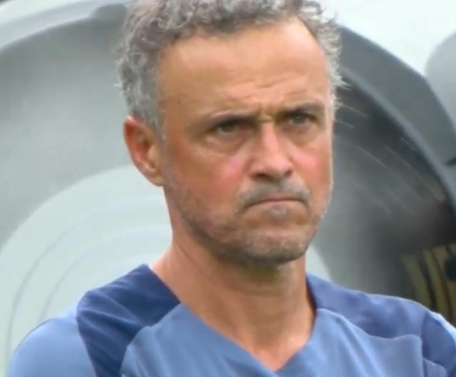 巴黎圣日耳曼今年原本有机会冲击世俱杯冠军，甚至距离创造球队历史不远。他们在世俱杯