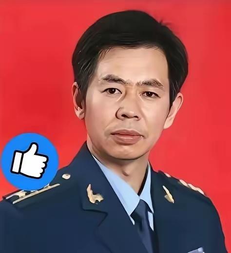 空军大校戴旭大声疾呼：“美国正在通过控制中国教育，培养亲美洋奴，其通过留学、发绿