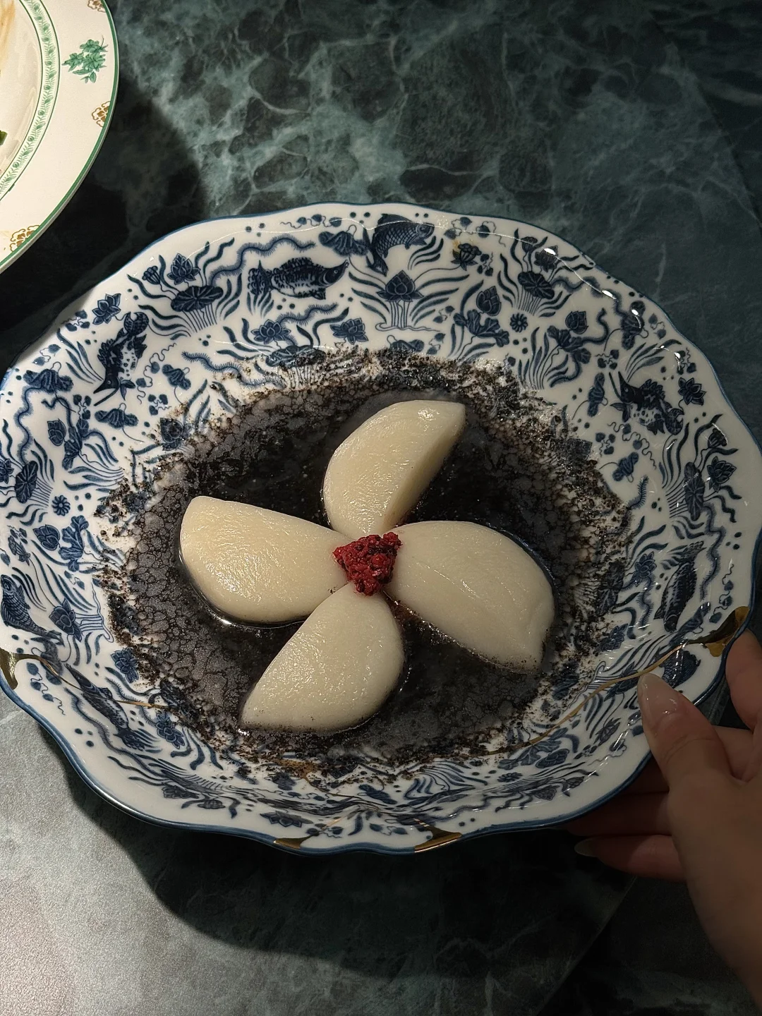 静安寺终于开了！！不用再排三佰杯了…