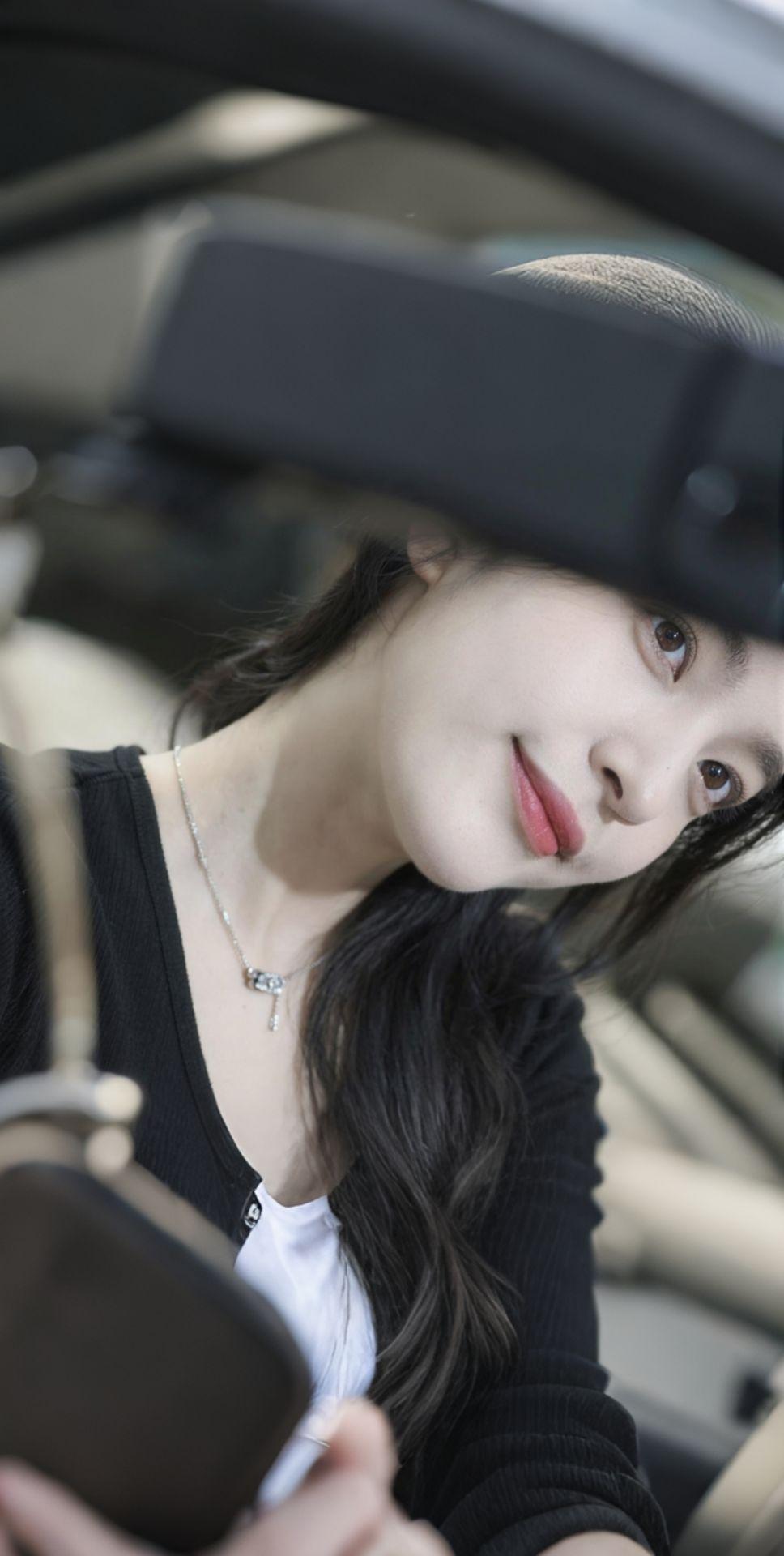 我写不出告别 如果你需要我 那么我就是为了等你 才出现在这里