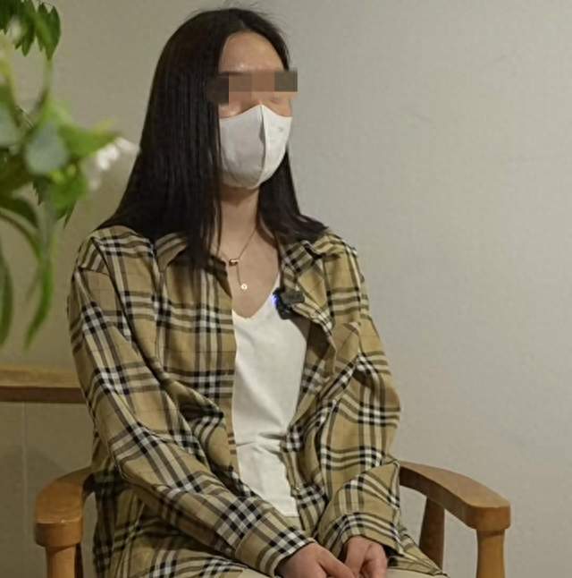 32岁的白领被诈骗了四十几万元，骗子的目标并不是“恋爱脑”