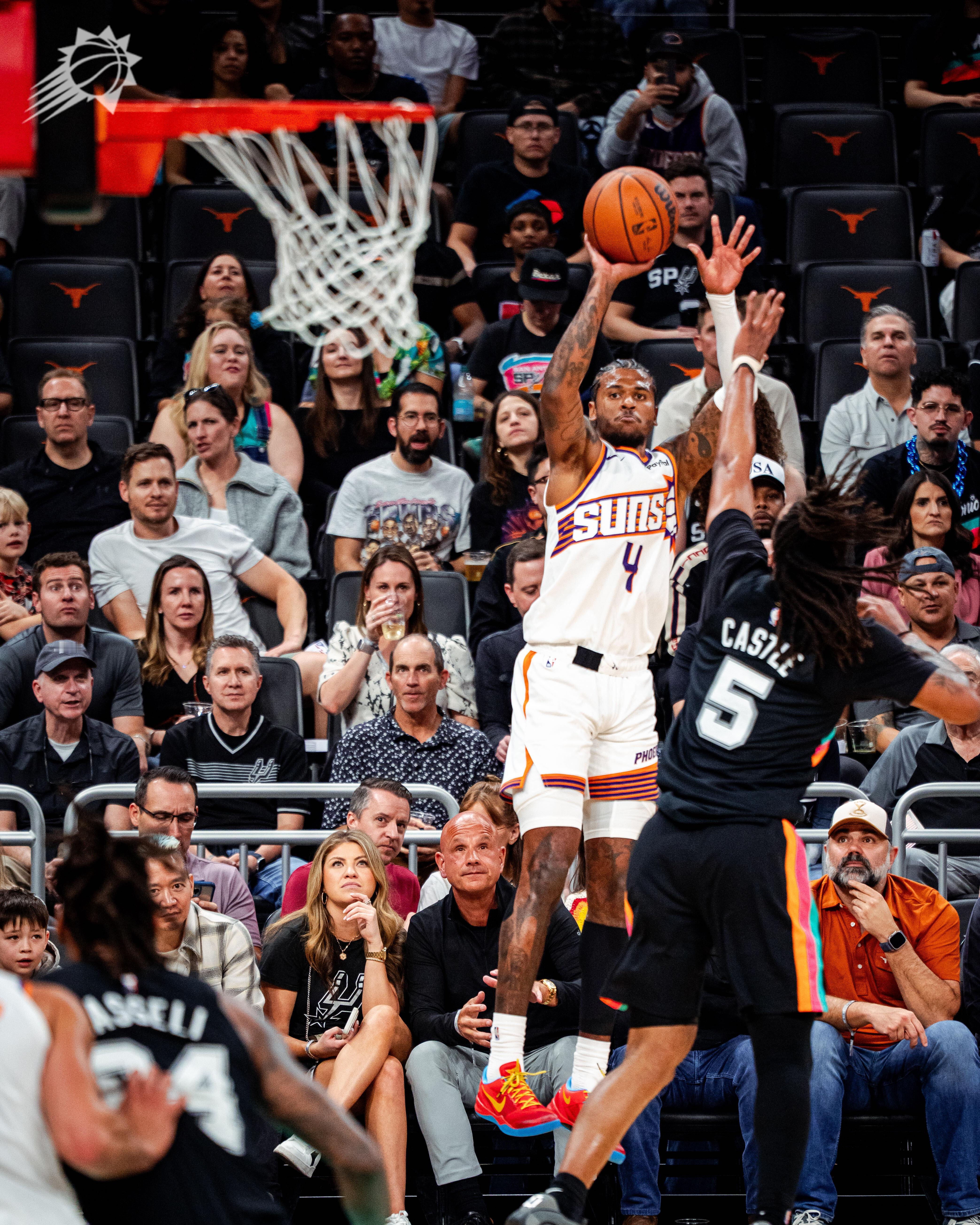 杰伦格林目前11投6中，外加2记三分！菲尼克斯太阳 ｜旭日东升 ｜太阳vs马刺