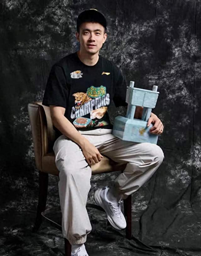 辽宁四连胜开局，后场快拆没人了，赵继伟能安心歇吗。