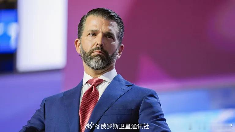 【特朗普推和平竟因“挡财路”遭批 儿子曝幕后逻辑】美国总统唐纳德·特朗普的儿子小