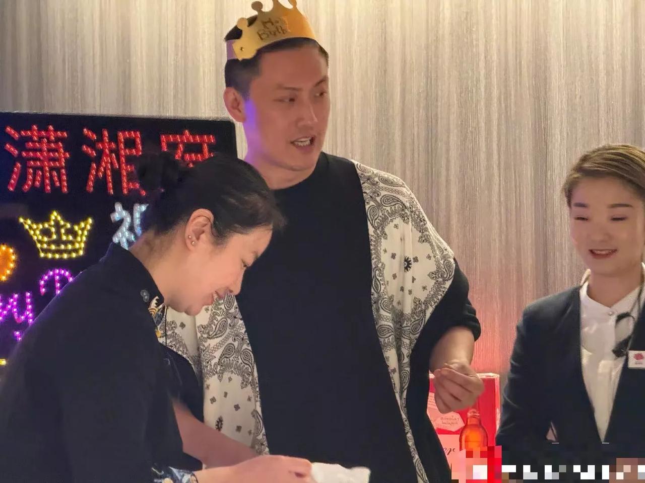 向佐和许君聪是怎么走到一起的？还帮他庆生！