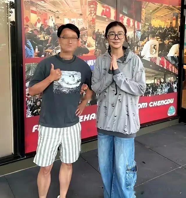 已经六十岁的王祖贤，我们能理解颜值已经不重要。