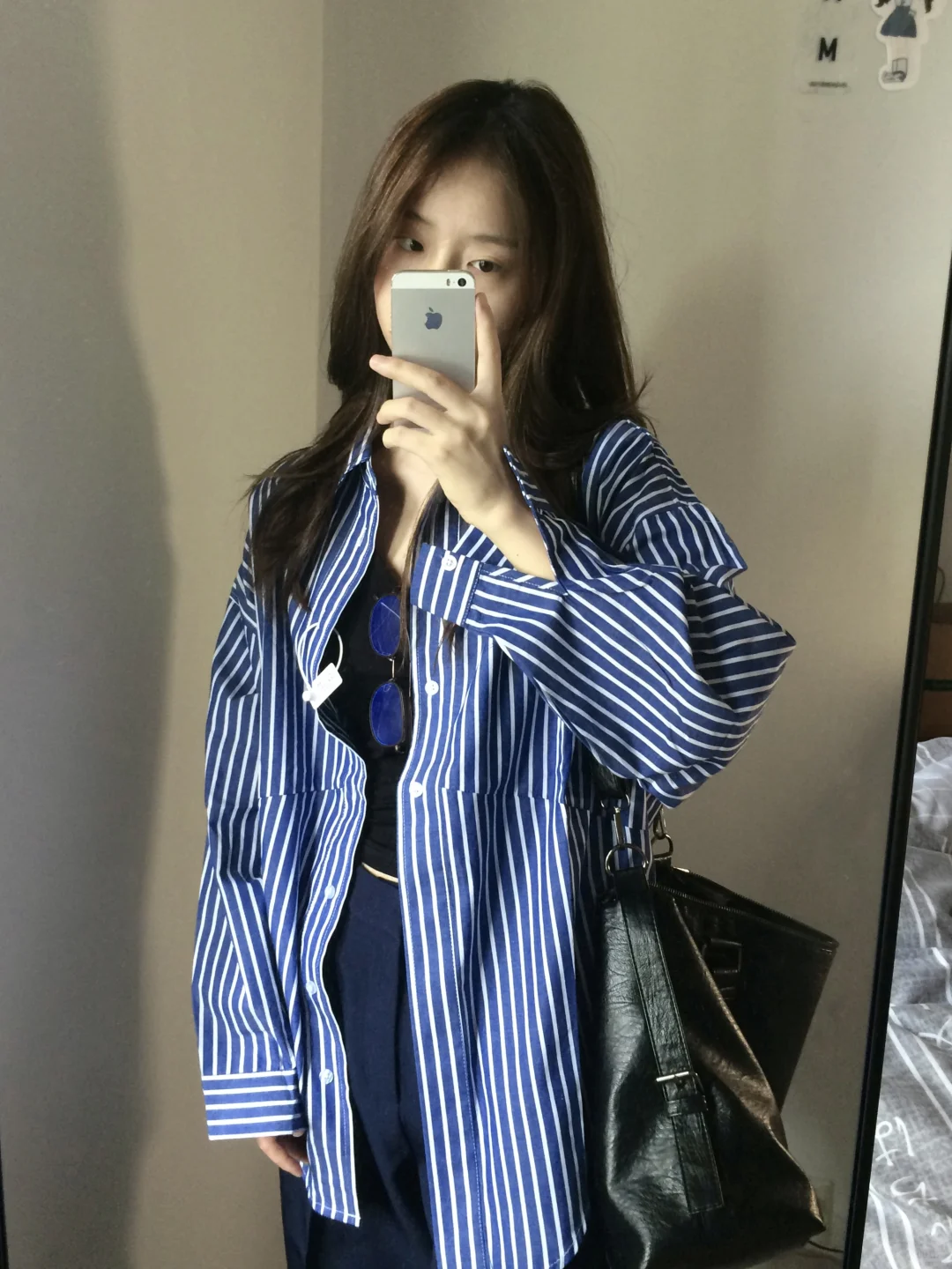 分享一件基础款蓝条纹衬衫～