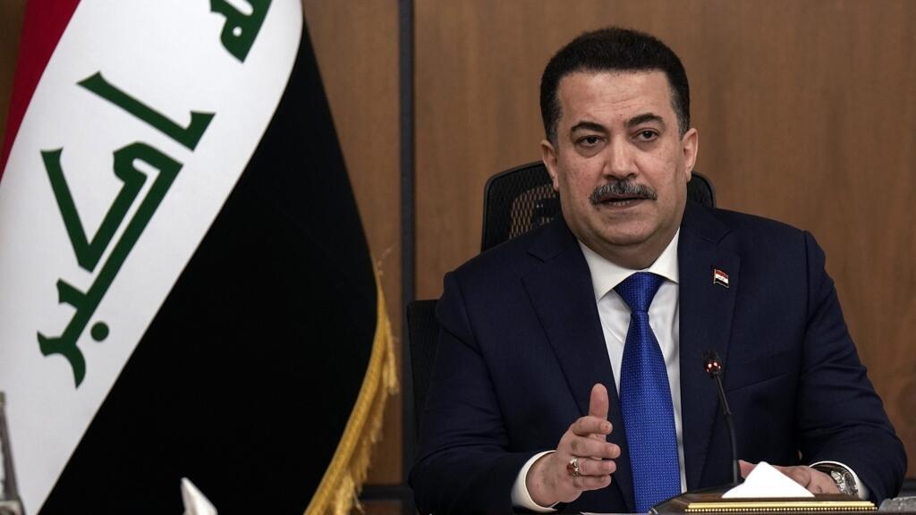 伊朗武装部队袭击伊拉克北部哈里尔美国空军基地，发射5枚火箭弹。伊拉克总理苏达尼告