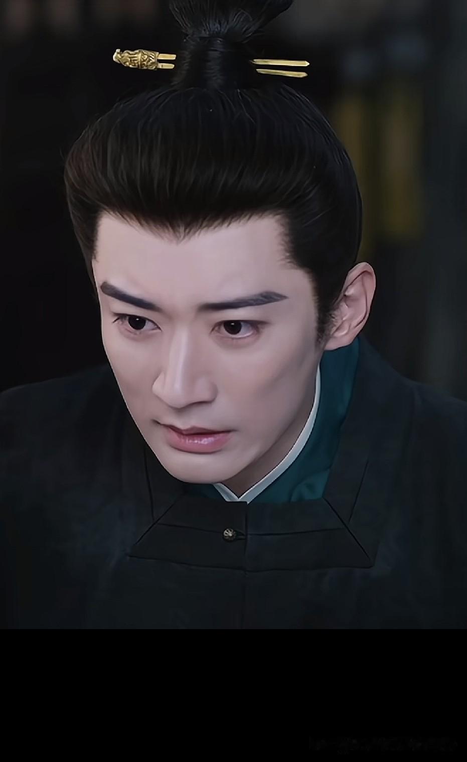 这么帅的脸，突然看到一个弹幕：Linda爷眼睛大，眼泪也大！
哈哈哈，这怎么能忍
