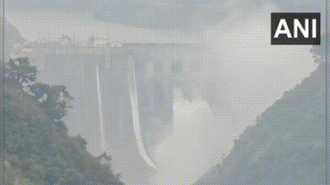 打一顿就老实了？印度打开上游水闸，恢复供水

5月8日，多家印媒都报道称，在关闭