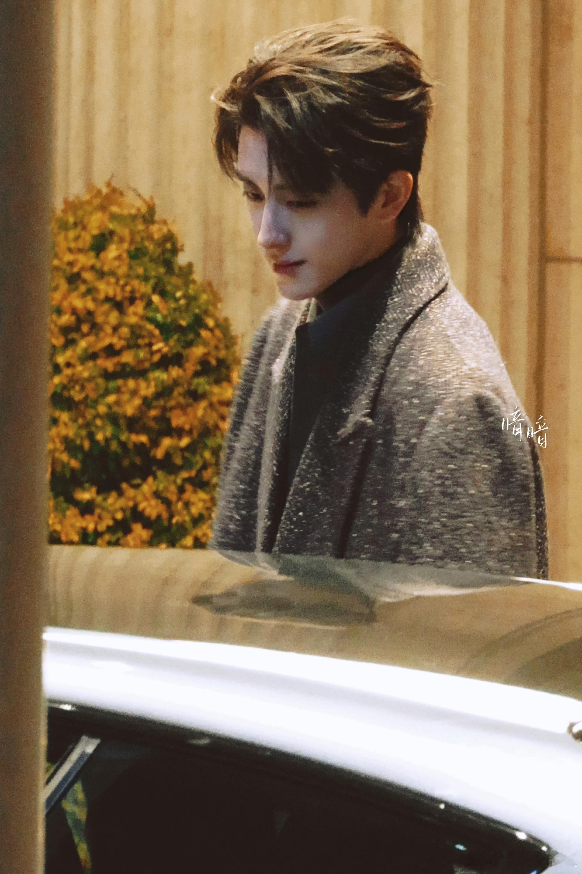 敖瑞鹏一个英文单词震慑全场敖瑞鹏太有综艺感了