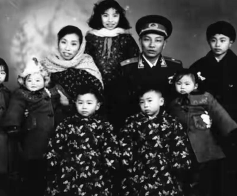 曾经担任25军军长，开国少将，1972年被免职，两个儿子一死刑一死缓，享年85岁