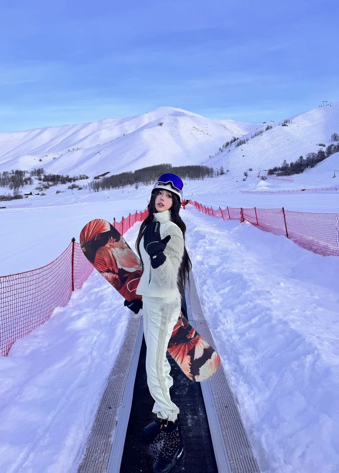 没人疼就去滑雪