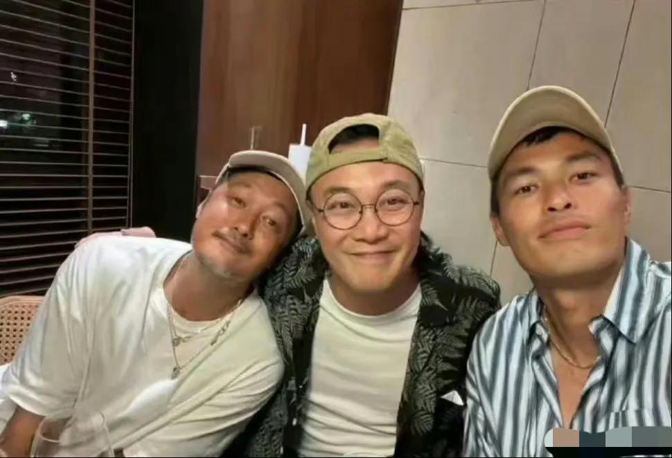 41岁余文乐，引发热议！

7月26日，久未露面的余文乐突然登上热搜，引发网友热