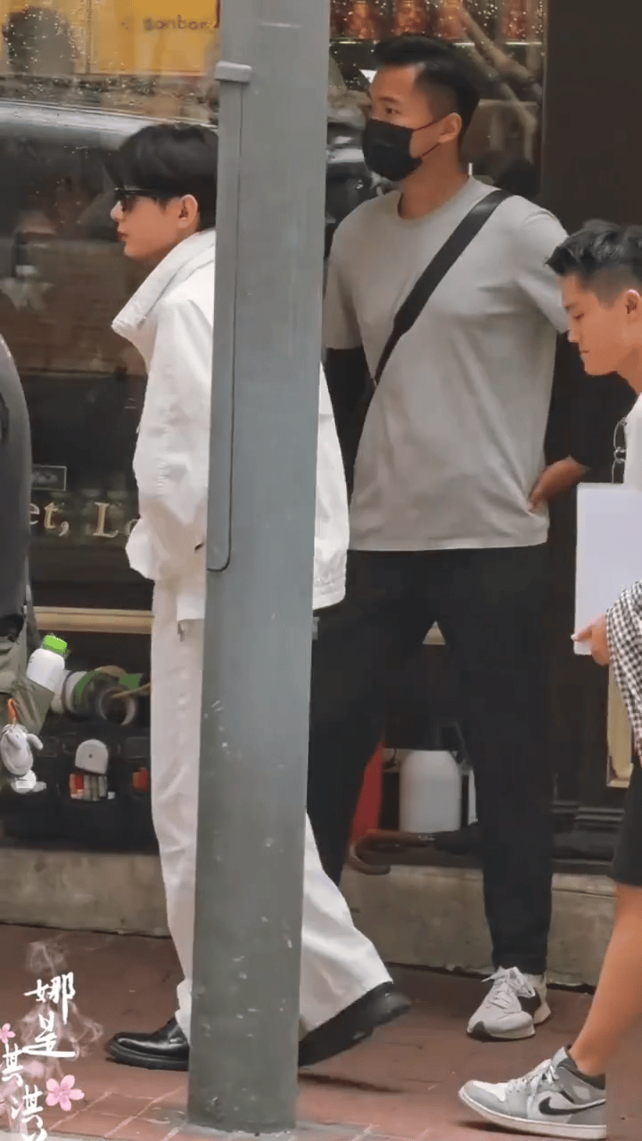 香港街头，林sir时装秀 