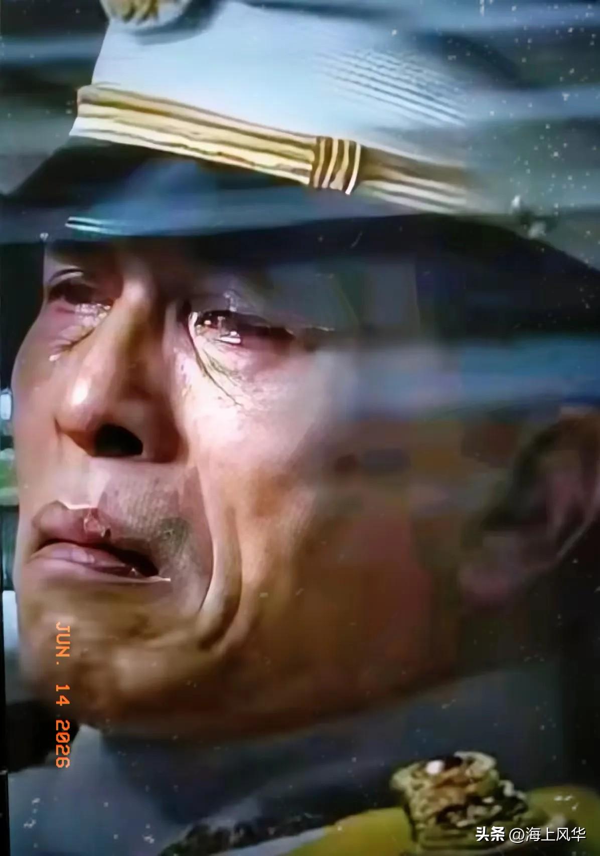 心疼泰王，老父亲满眼泪水为女儿送别，苏提达王后也是眼含热泪与帕公主惜别，远在德国