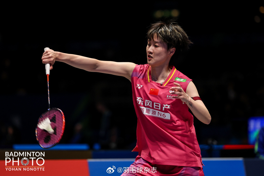 陈雨菲晋级全英八强全英公开赛女单次轮：陈雨菲 21-9、21-16 仁平菜月20