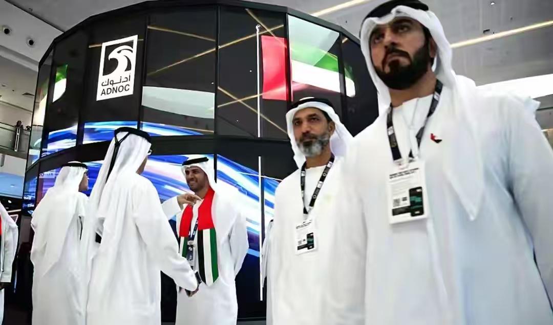 阿联酋退群、换币、买中国武器，美国盟友正在重新算账，这事没那么简单。

4月28