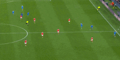 欧冠附加赛首回合：皇马客场1-0本菲卡，维尼修斯世界波制胜，赛场冲突+种族歧视争