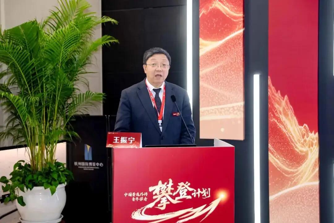 中国医科大学的王振宁校长，出现在辽宁省的任前公示名单中。

王振宁是中国医科大学