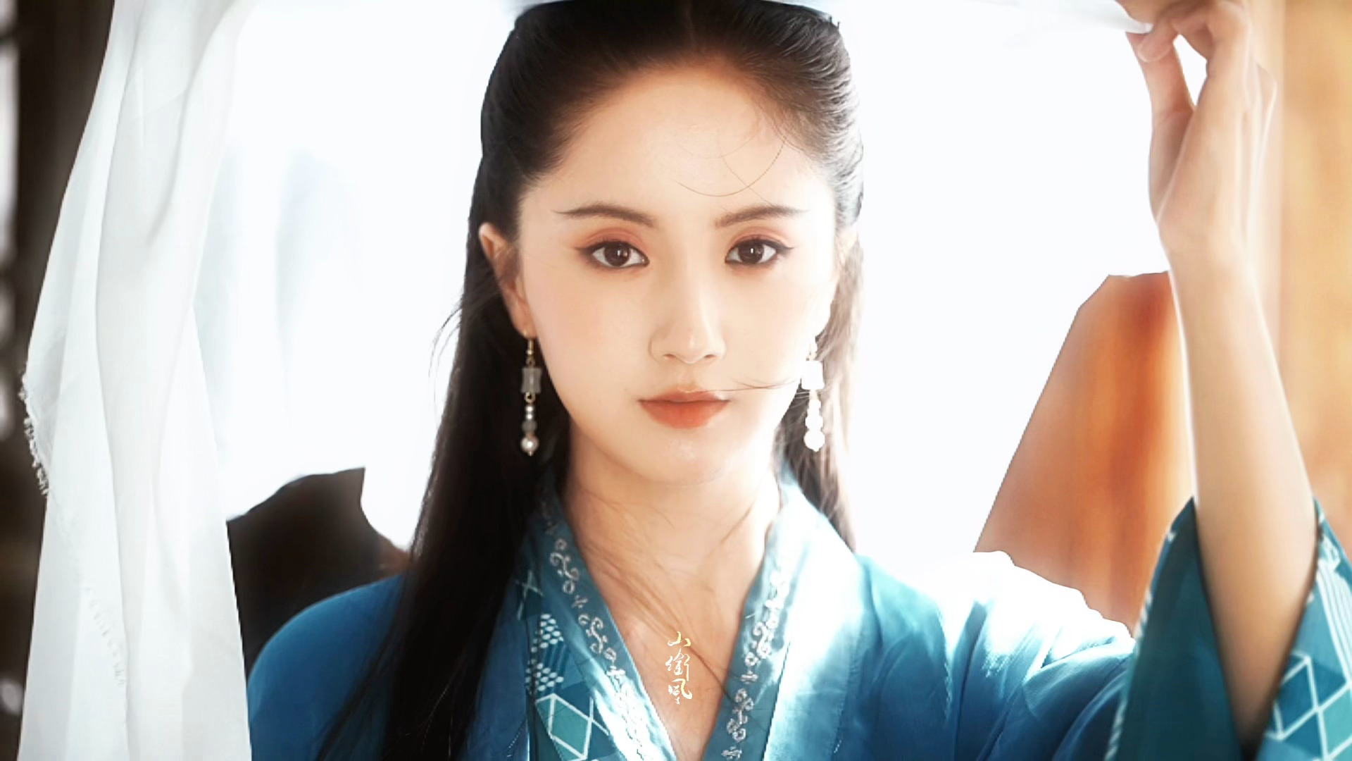 🎞️ 王俊笔 -人生路美梦似路长 