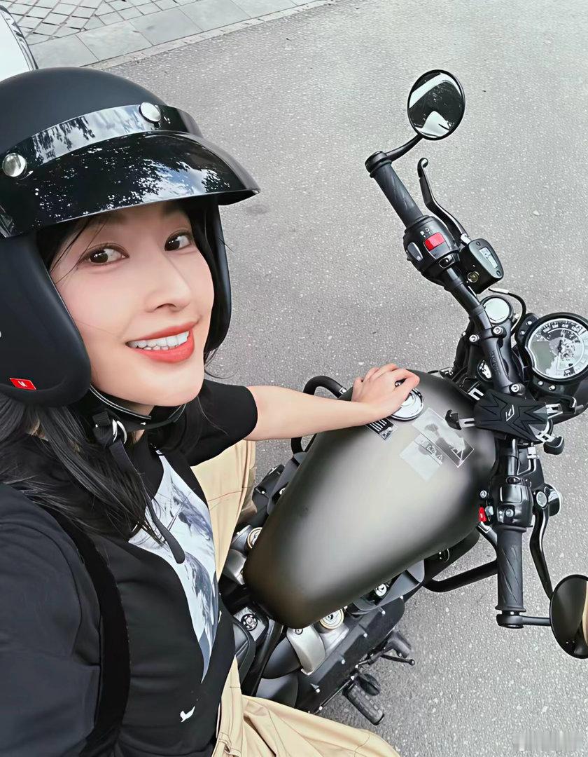 张俪资源下滑我忍了，没演过大女主，我也忍了，但我真的忍不了，她都41岁了，怎么还
