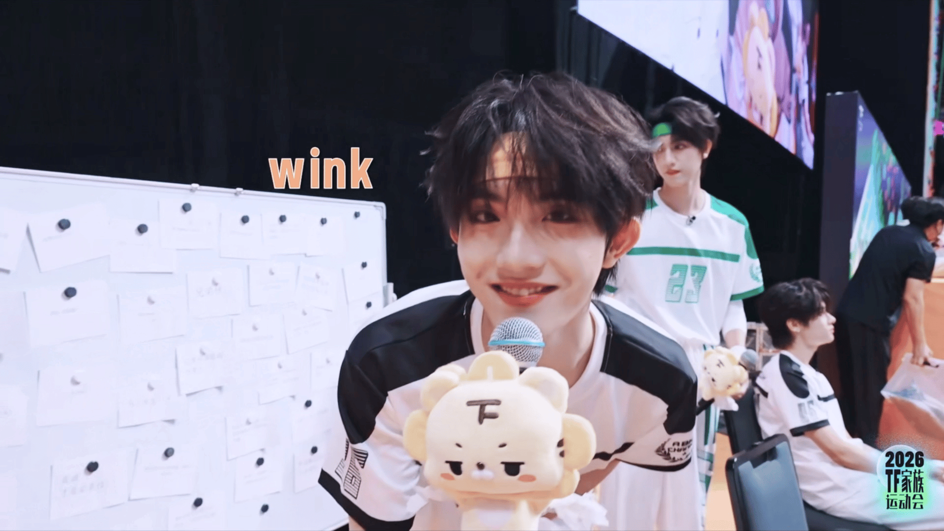 wink😉 