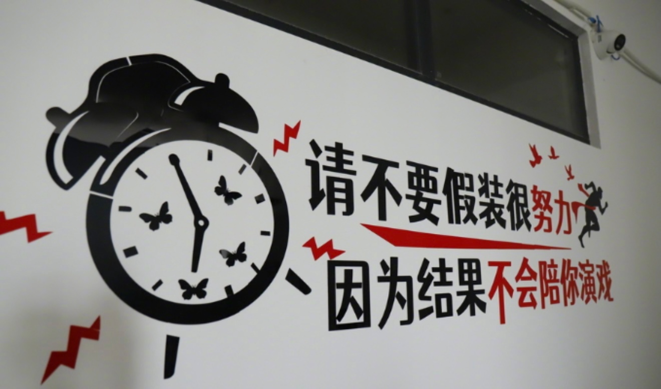 柬埔寨“8号园区”照片曝光：内部宛如独立“城市”，高峰期时容纳近2万人。9月21