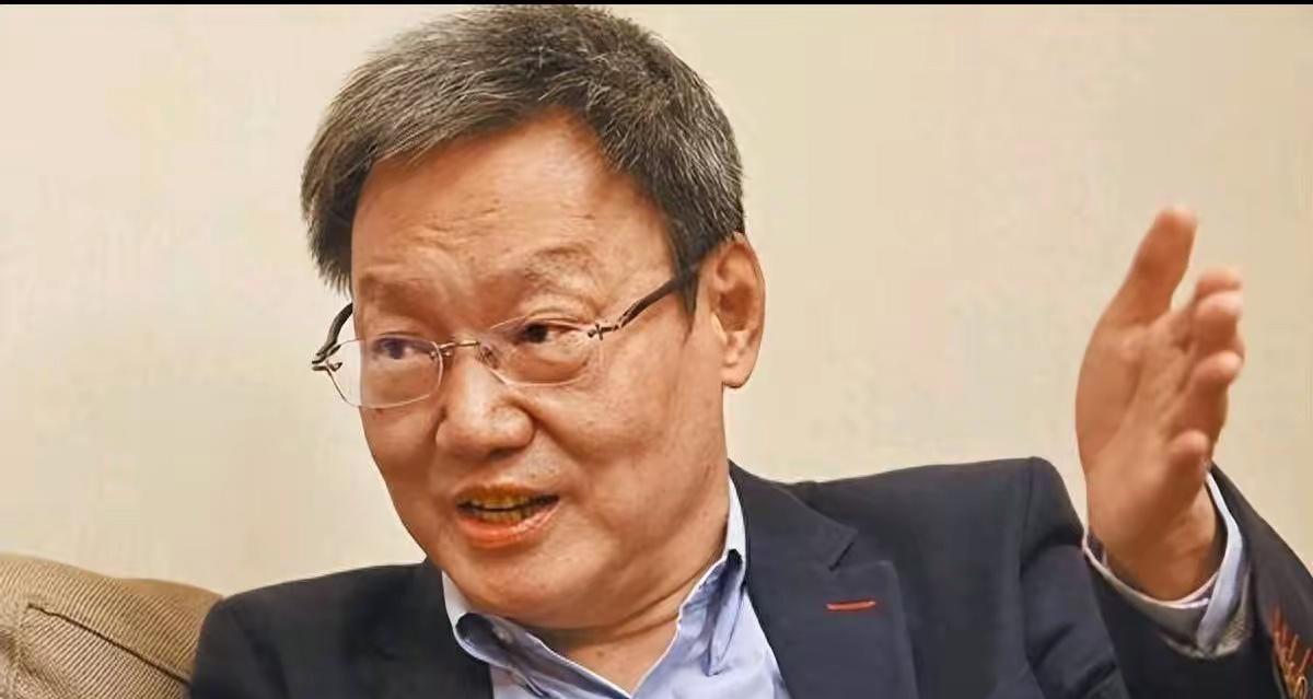 陪同郑丽文访问大陆的苏起，终于公开发声了！
 
这一次，他直接给当前牵动全球神经