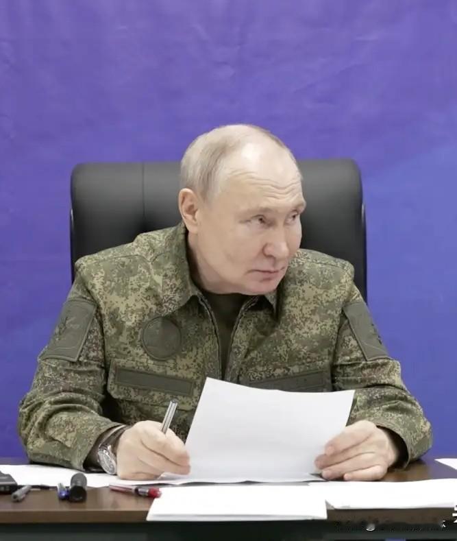 就在刚刚，乌克兰对莫斯科发动袭击。普京发出明确警告！

12月28日，据德新社1