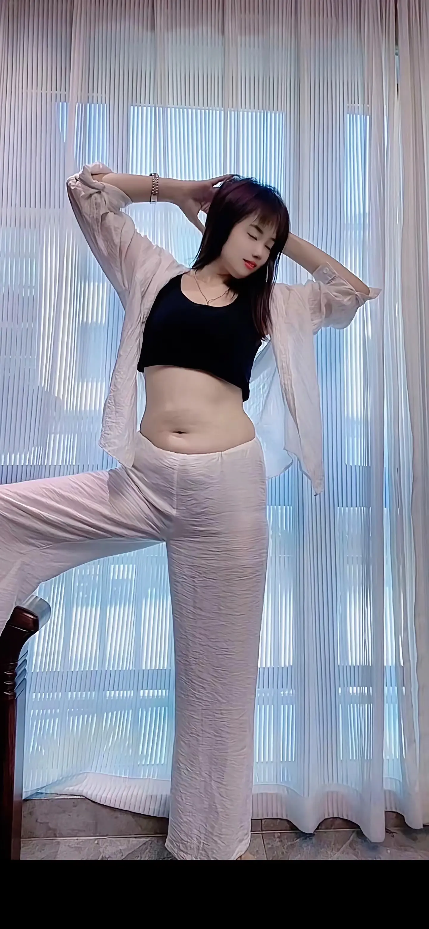 心中无男人，拔刀自然神，剑谱第一页，忘掉心上人