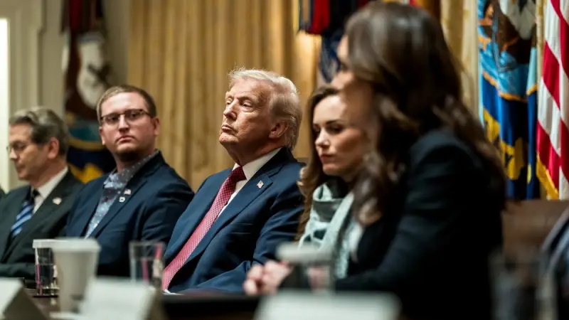 幂谈天下俄乌局势新进展烽火问鼎计划 纽约时报：美欧已就“秘密派兵乌克兰”计划达成