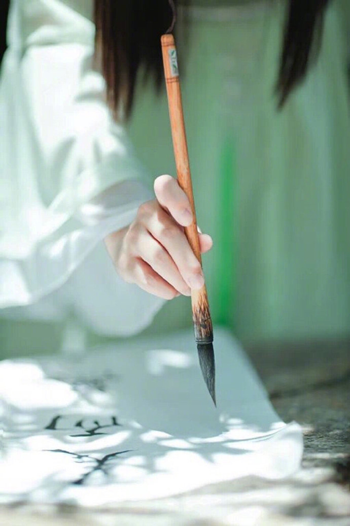 -                            山前山后各有哀愁  有