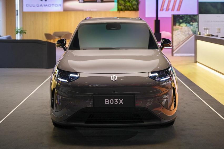 欧洲车展亮相的中国电车，零跑A10要在海外卖爆了？
 
2026年布鲁塞尔车展在