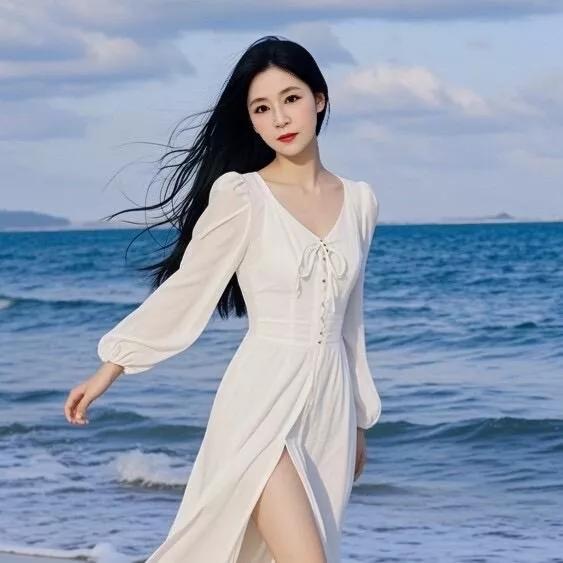 夏日海滩，飘逸白裙，海风吹拂，清新自然。海边清凉照 白色沙滩长裙 度假风沙滩长裙